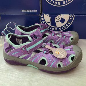 NWOB MERRELL big kid's water shoes